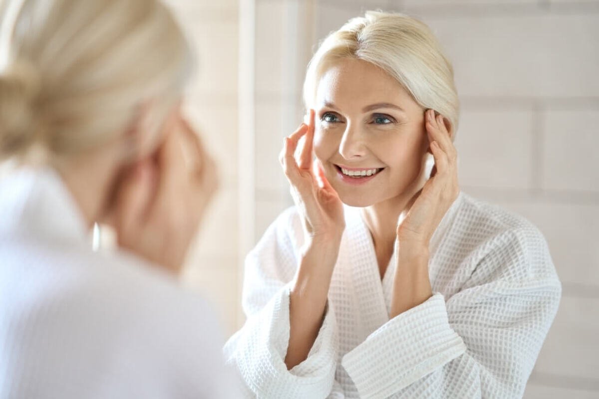 Facelift Surgery: Benefits, Procedure, & Risks